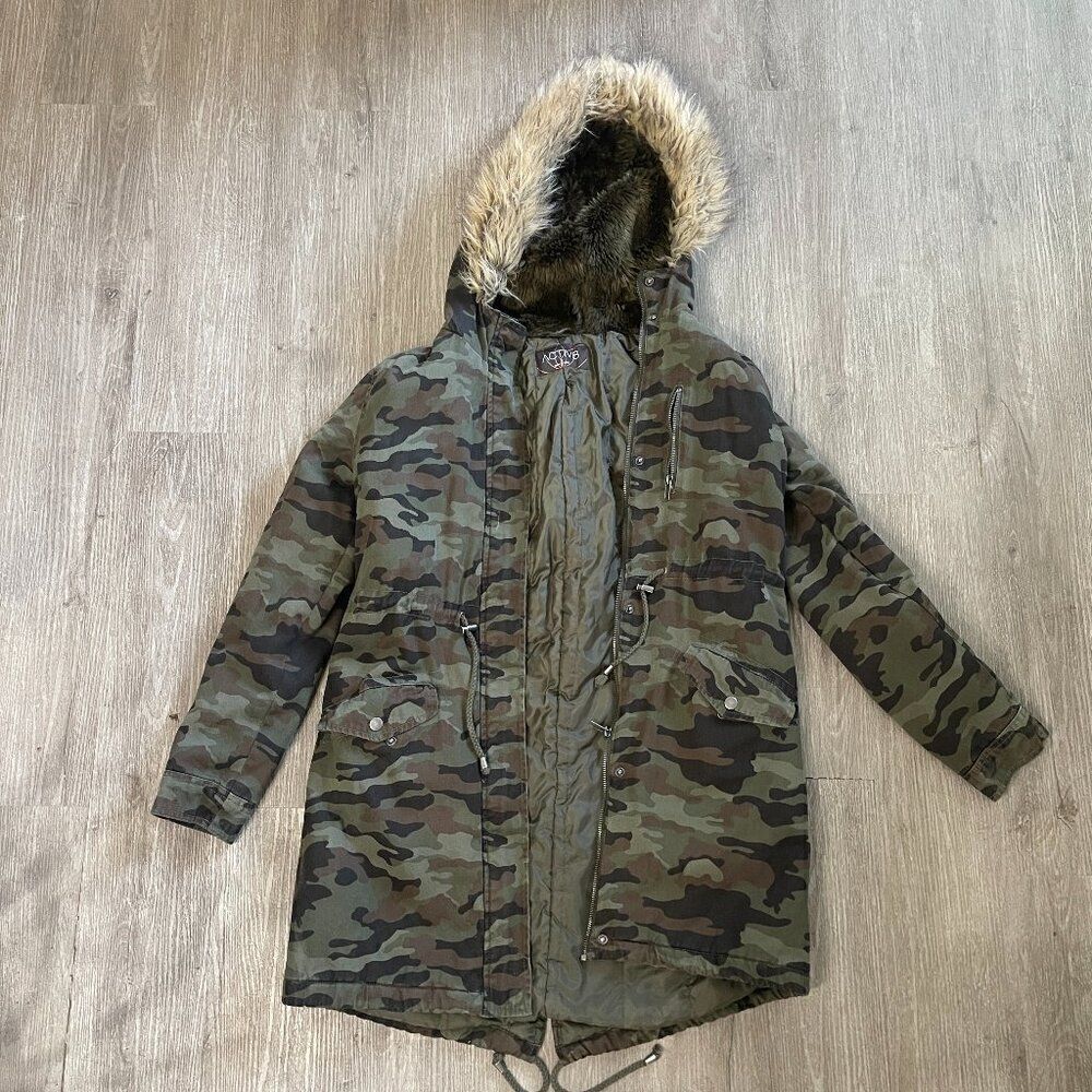 ACTIV8 Women's Hooded Parka Coat Faux Fur Lined Camo Size S